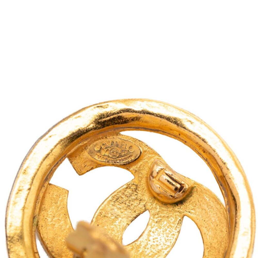 CHANEL Vintage Gold Logo Earrings - Picture 3 of 3